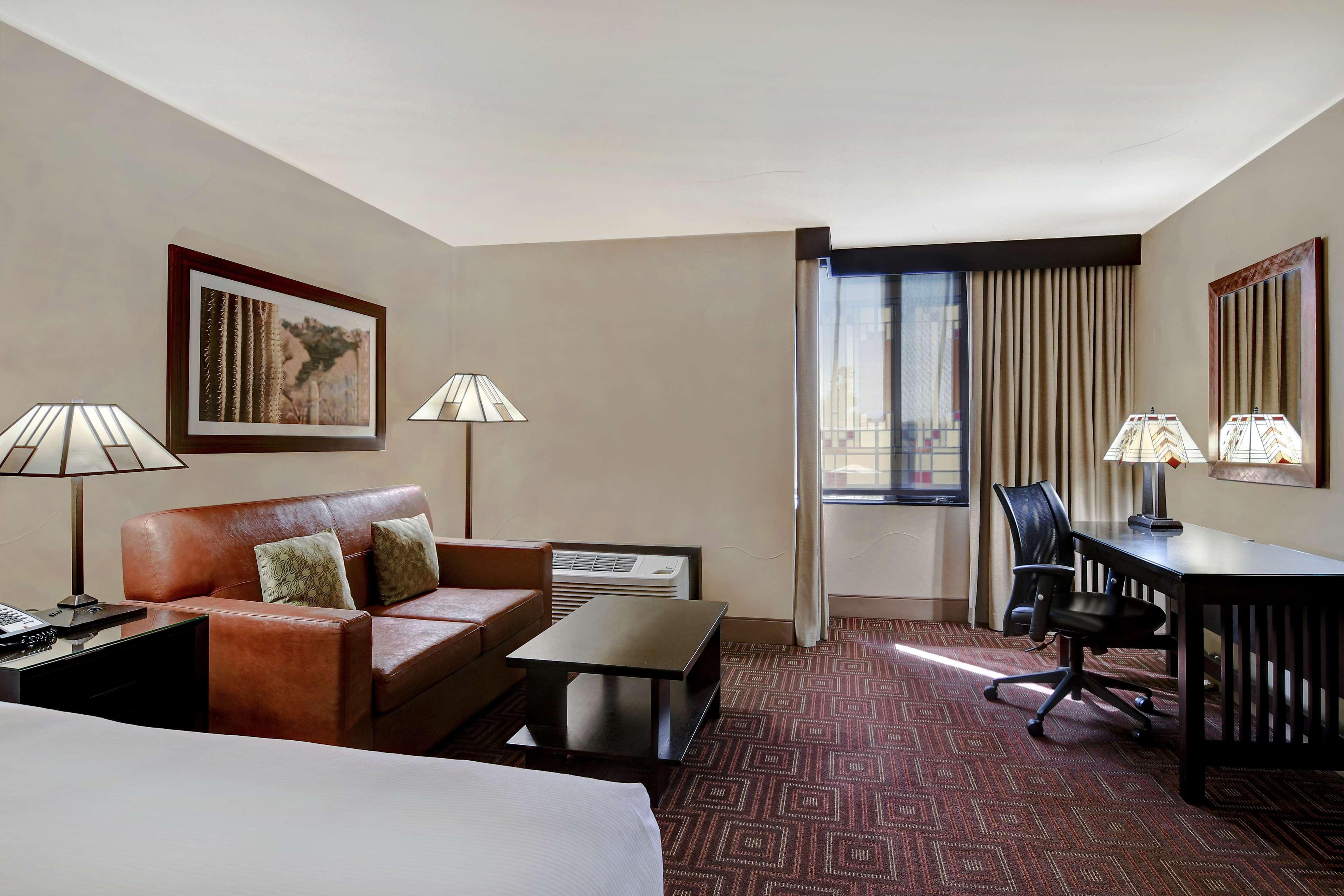 Doubletree By Hilton Phoenix- Tempe Esterno foto