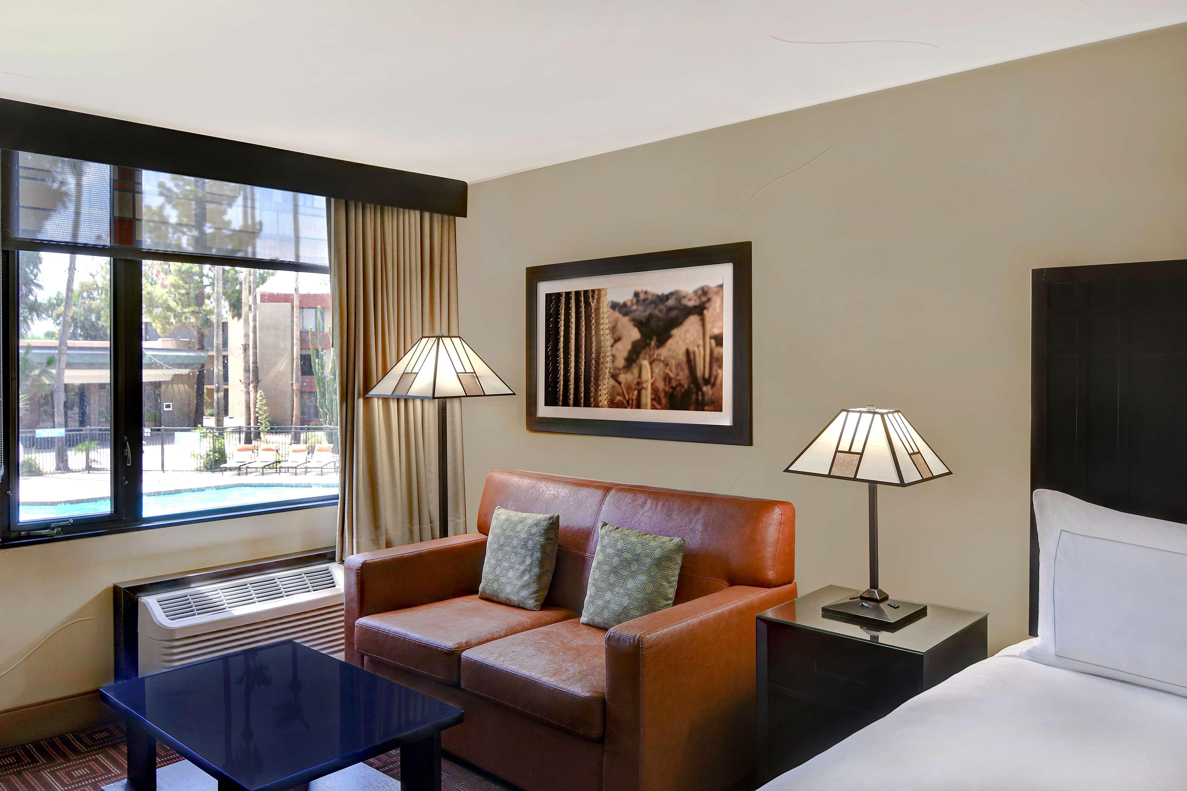 Doubletree By Hilton Phoenix- Tempe Esterno foto