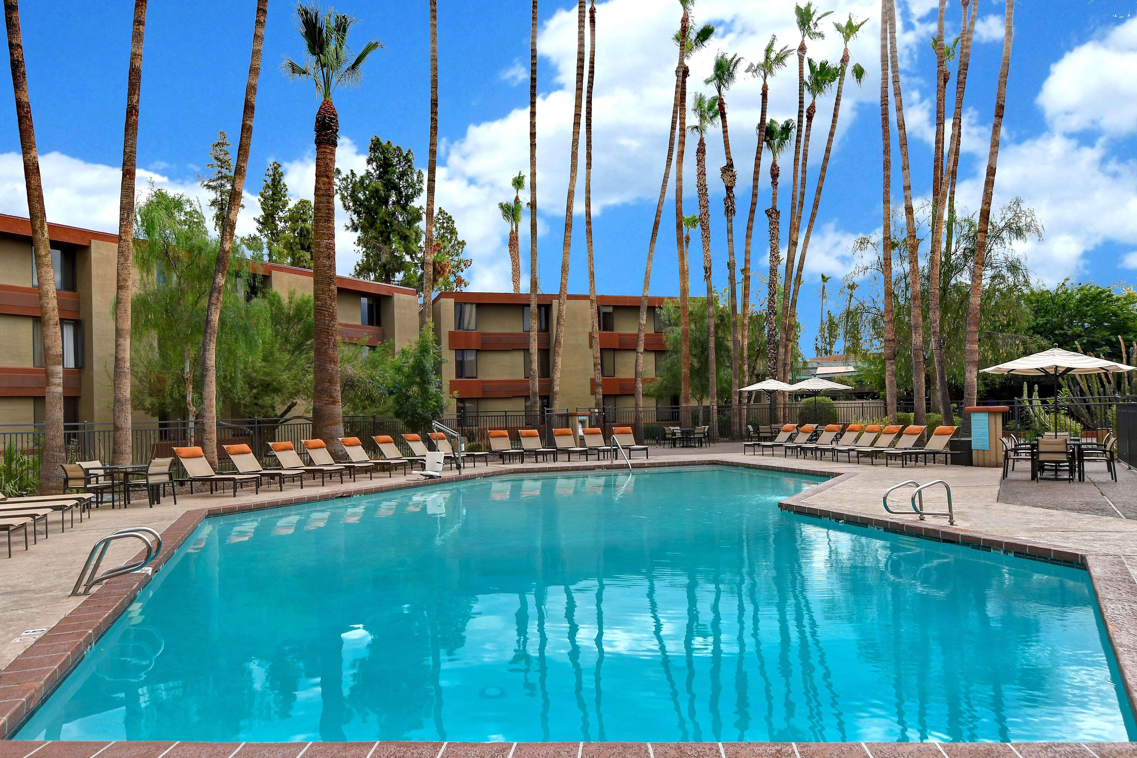 Hotel Doubletree By Hilton Phoenix- Tempe Esterno foto