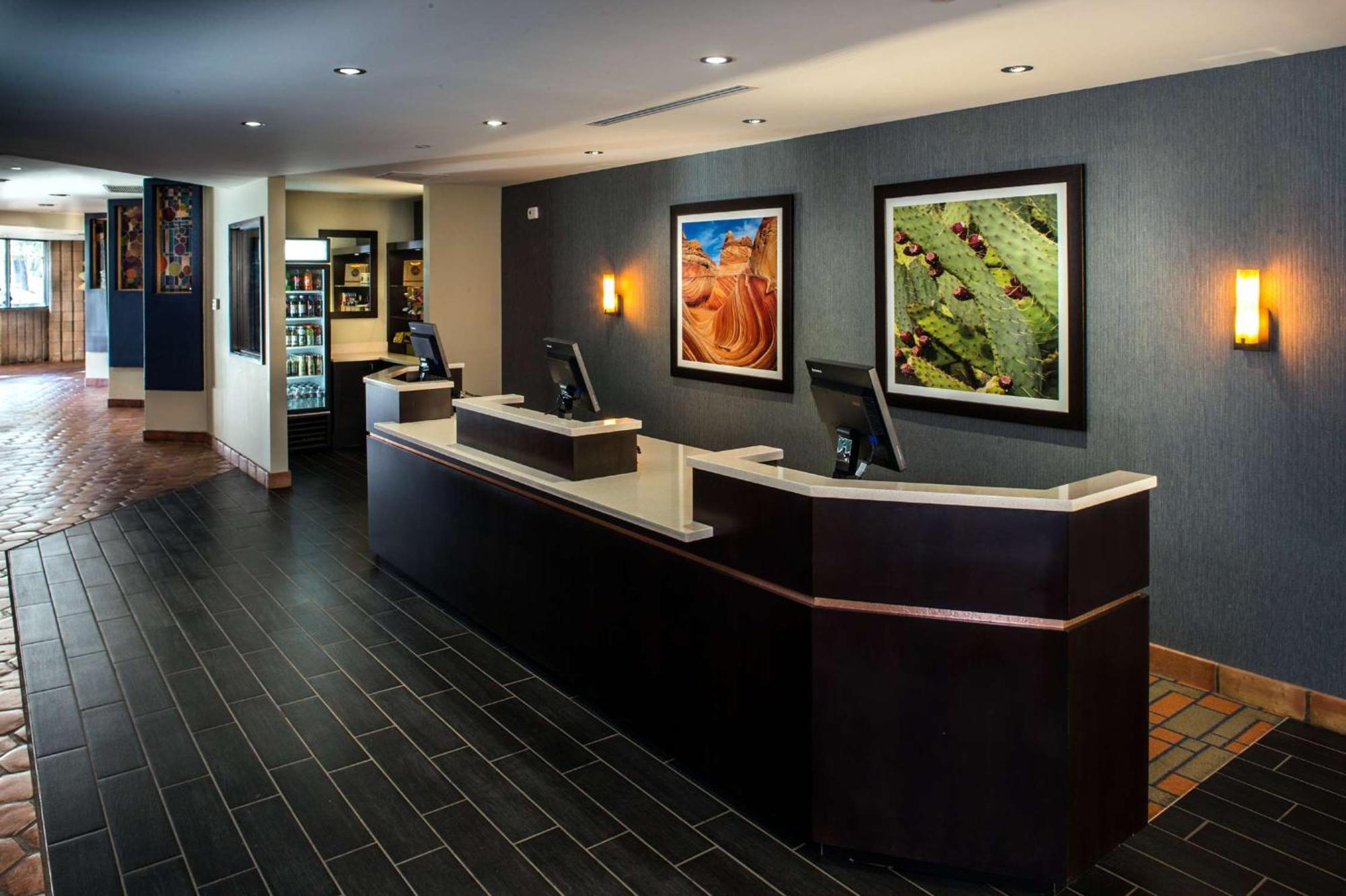 Hotel Doubletree By Hilton Phoenix- Tempe Esterno foto